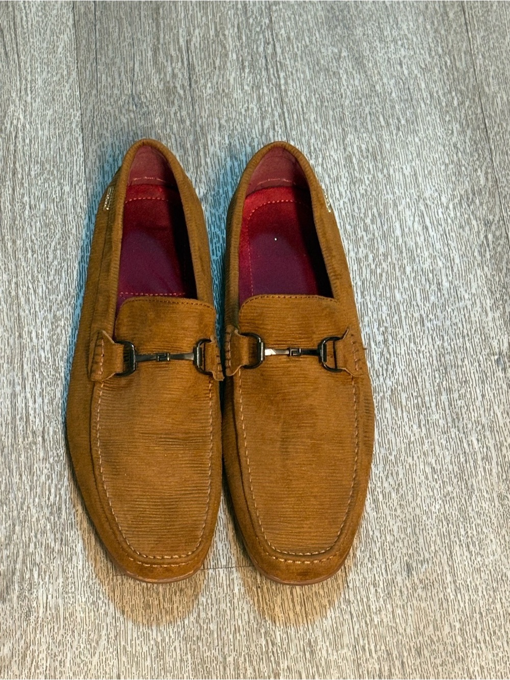 TAYNO MENS COGNAC LOAFERS SIZE 11